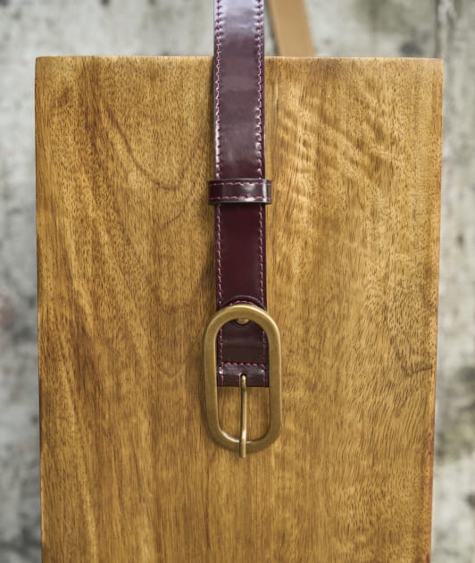Ceinture pour Femme en Cuir Vernis Bordeaux Paire Fils