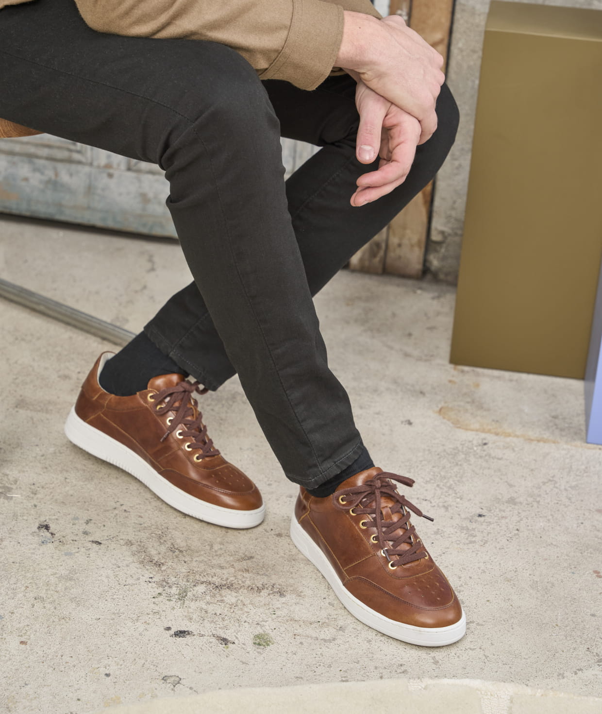 Sneakers Habillees pour Homme Sneakers haut de gamme et Confortables en Cuir ou Daim Paire Fils