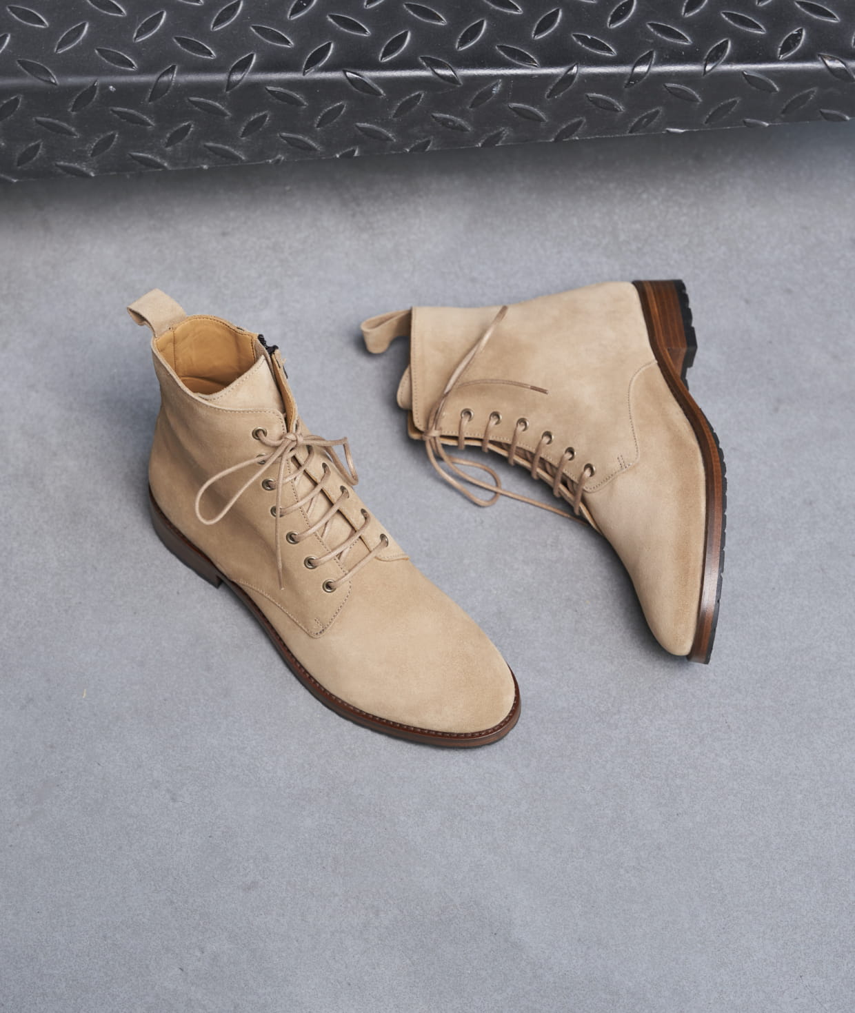 Combat Boots pour Femme La Femme Impolie en Cuir ou Daim Paire Fils