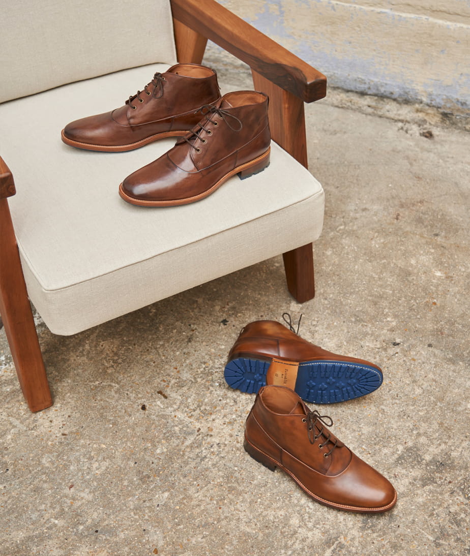 Desert boots for men Luxury boots in leather or suede Paire Fils