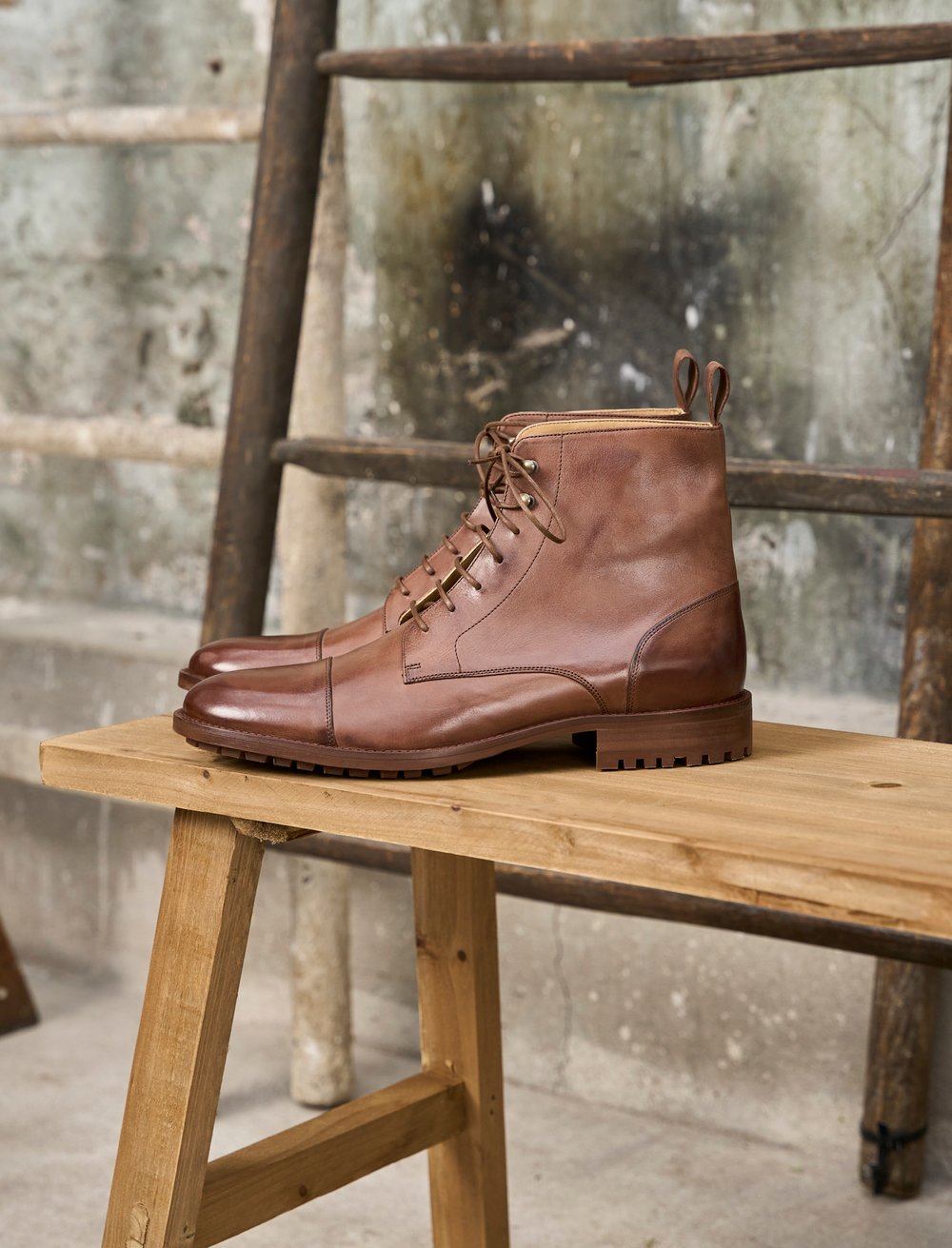 Combat Boots L'Homme Inconscient en Cuir Vintage Marron