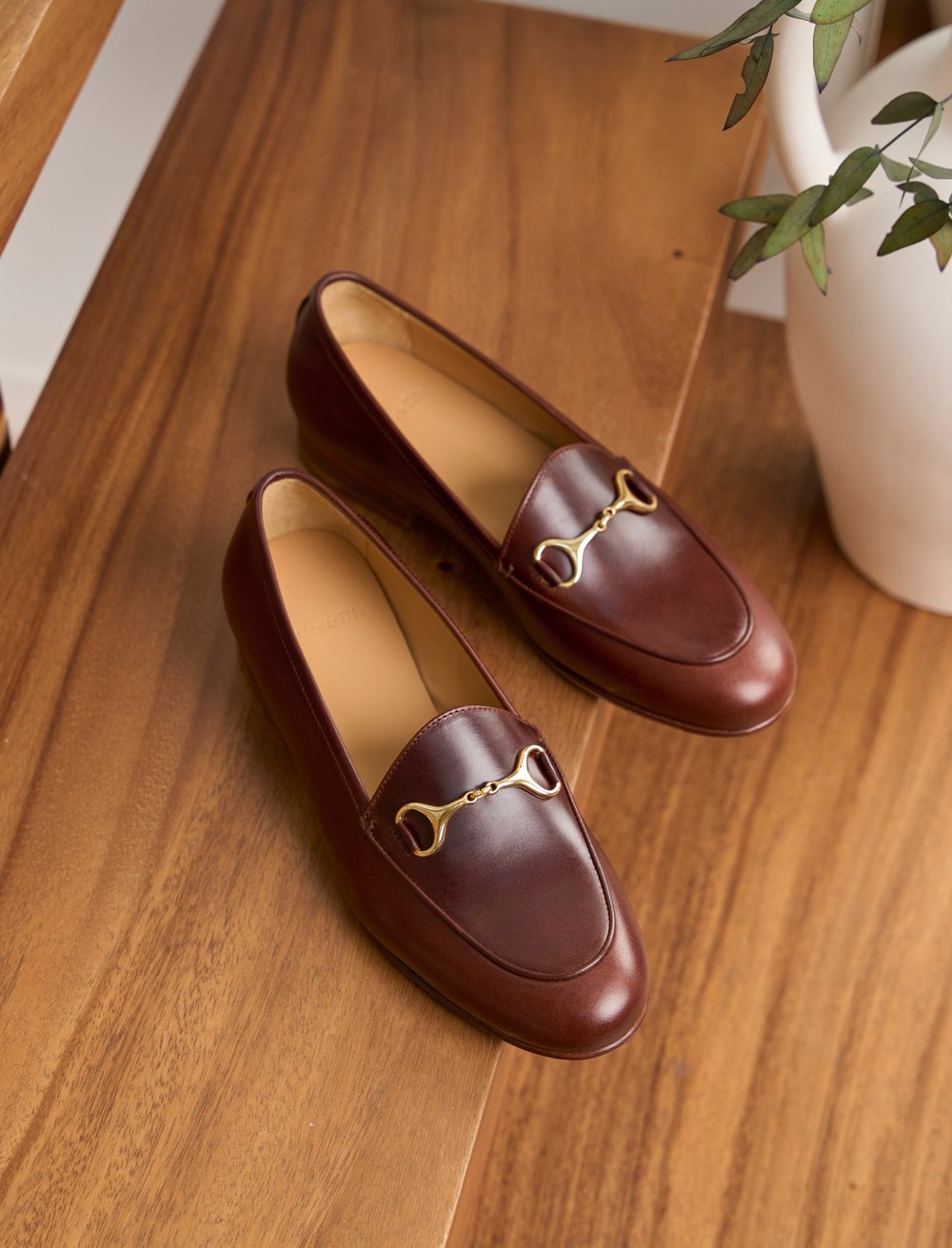 Mocassins Femme HOGL En Cuir Marron - Talon Bas 1,5 Pouces - Pointure UK 7,5 (état Excellent)