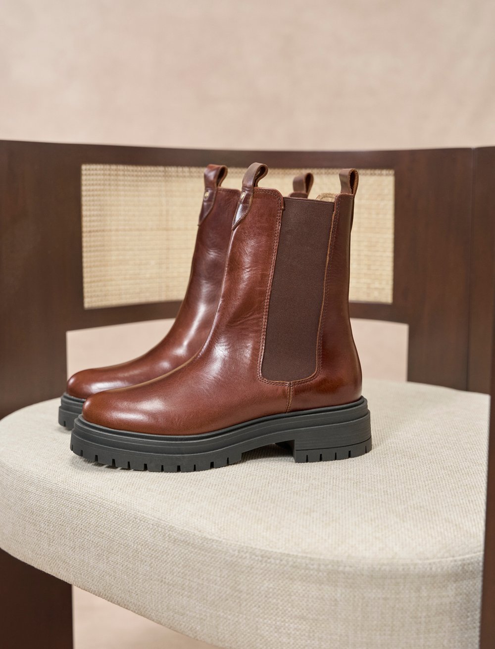 Bottes Chelsea Femme En Cuir Marron Foncé – Taille UK 7.5 – Occasion Très Bon état