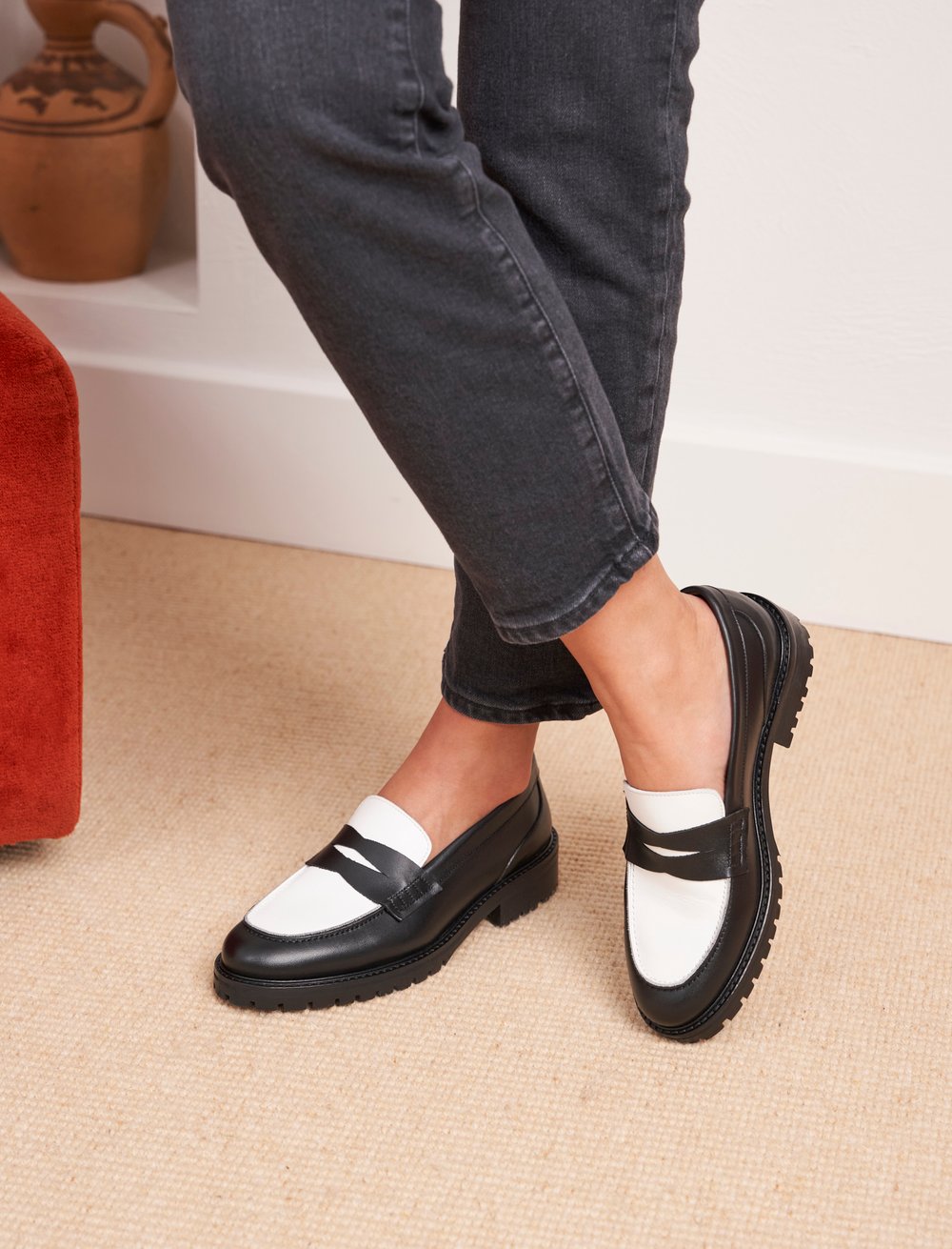 Mocassins Femme Faits Main En Espagne – Doublure Fausse Fourrure – Semelle Antidérapante – Deux Couleurs Disponibles