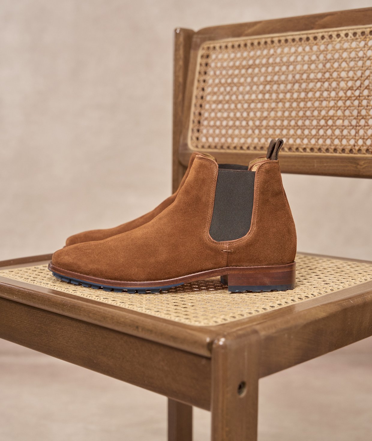 Chelsea Boots for Men : The Pressed Man in Leather or Suede display picture 1