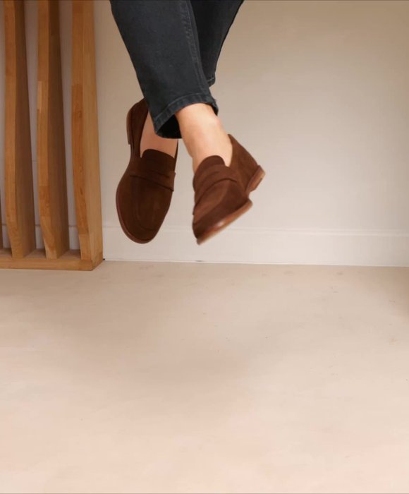 Chaussures Ballerines H&M En Daim - Pointure UK 2,5 / EU 35, Couleur Beige Clair, Occasion Très Bon État