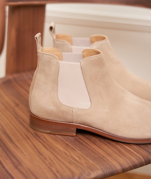 men Chelsea boots