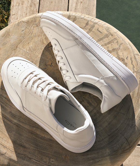 baskets en cuir blanc