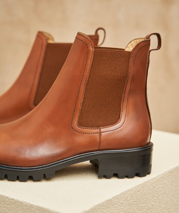 Chelsea boots classy