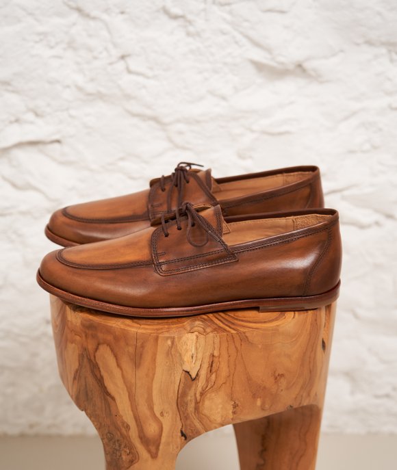 Mocassin classique homme en cuir cognac patiné